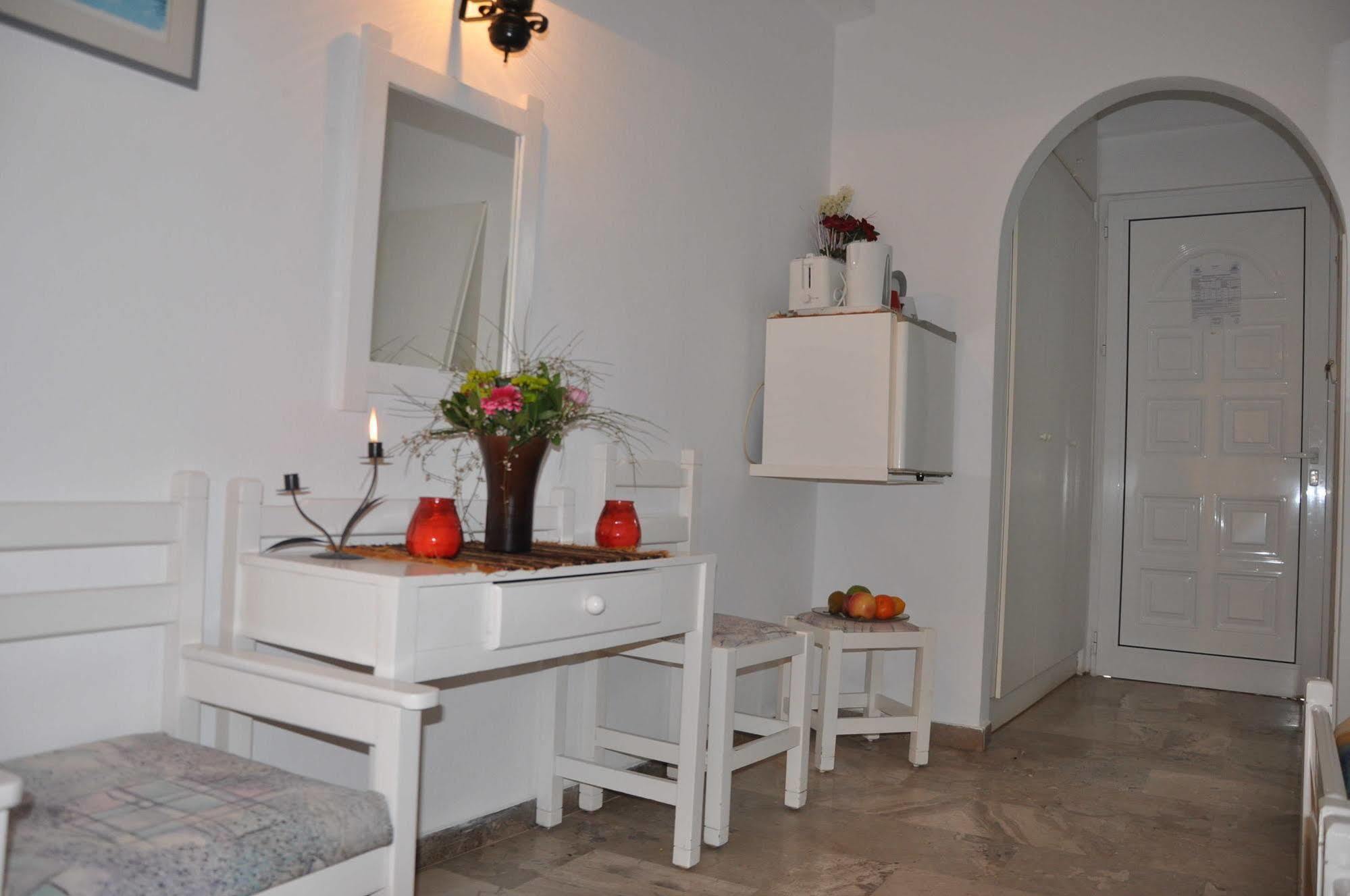 Alexandra Rooms Малиа Екстериор снимка